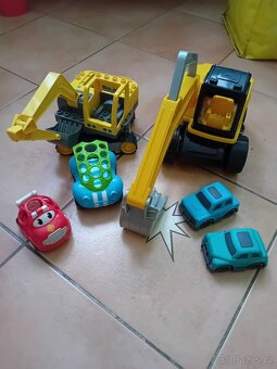 Dětské hračky - auta různé od 5Kč - 3