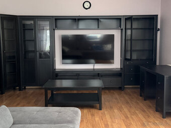 Prodám Hemnes Ikea černý masiv - 3