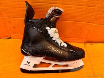 BRUSLE BAUER SUPREME SHADOW TI + NOŽE FLY-TI, 46/10,5 FIT2 - 3