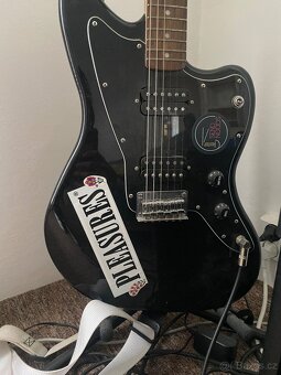 Squire Jazzmaster + Katana + Footswitch a kabeláž - 3