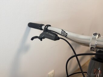 Trek Slash 9 GX AXS T-Type Gen 6 - 3