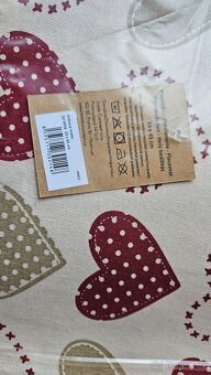 Kuchyňské prostírání a chňapky srdcový motiv -NOVÉ - 3