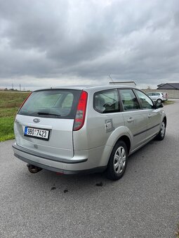 Ford Focus 1.6i 74kW - 3