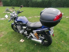 Yamaha XJR 1300 - 3