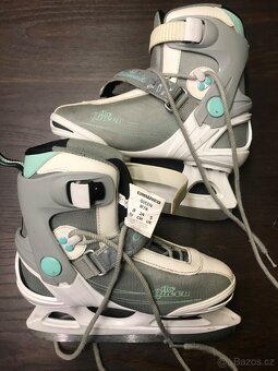 Dívčí brusle 38 - 3