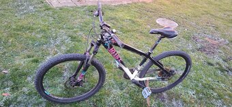 SLEVA prodám kolo Kellys BLUFF 10 - 3