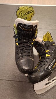 Dětské brusle Bauer Supreme Y12 - 3