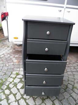 KOMODA SE ŠUPLÍKY - NOVÁ CENA - 3