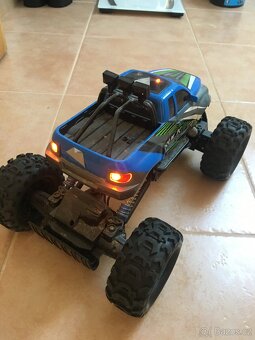 RC terénní auto - 3