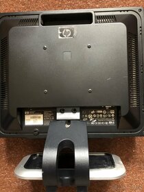 Monitor HP,  17 palců,  LCD - 3