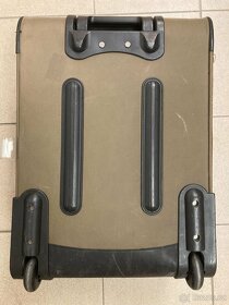 Cestovní kufr (s rozměry kabinového zavazadla) - 3