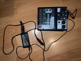 Mixážní pult Soundcraft Notepad-5 - 3