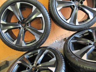 Alu Seat Cupra + 245/40/19 - 3