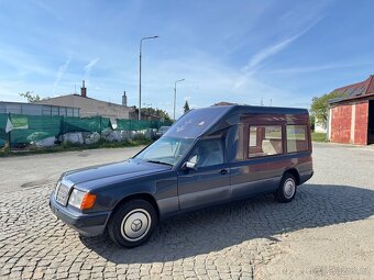 Mercedes Benz W124 pohřební speciál - 3