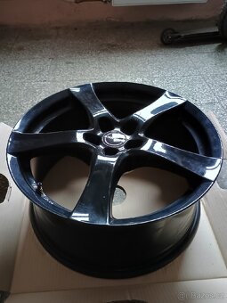 Alu kola Borbet F - 3