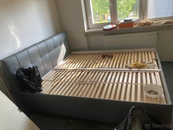 Postel s roštem za odvoz - 3