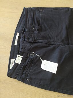 Dámské Levi's 711 28/30 černé - 3