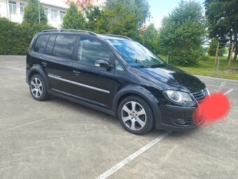 VW Touran CROSS - 3