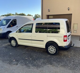 Vw Caddy 5 míst. 4x4. 2.0 TDI. Rv 2014. 86 tis.km. - 3