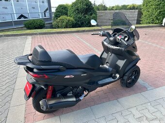 Piaggio MP3 500 HPe 2019 / ZIMNÍ CENA / - 3