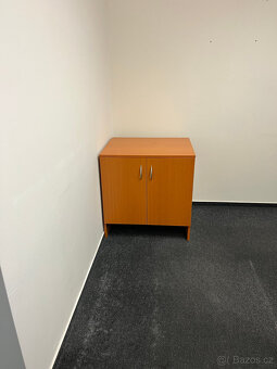 Kancelářský nábytek - 3
