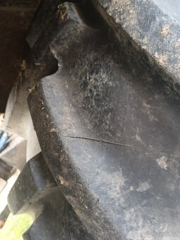 16,9-30 KOMPLETNÍ OBUTÁ KOLA NA ZETOR - 3