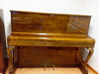 Niendorf pianino mod.114-Dovoz i na Štědrý den. - 3