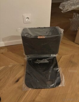 Robotický vysavač + mop iRobot Roomba Combo j7+ - 3