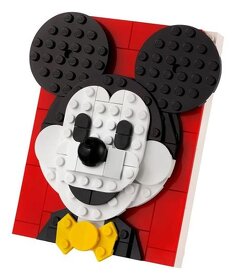 LEGO® Brick Sketches 40456 Myšák Mickey. - 3