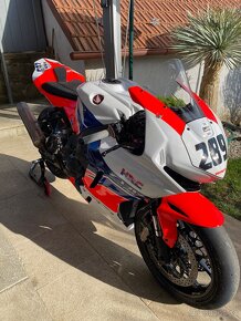 Honda cbr 1000rr okruhovka - 3