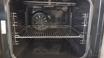 Vestavěná samostatná trouba Zanussi - 3