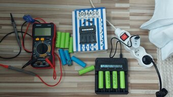 Inteligentní LCD nabíječka,1,2Važ 4,2V nabíjí všechny aku. - 3