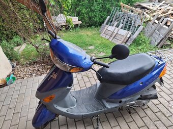 skůtr Yuki - 3