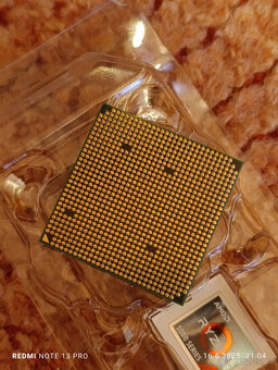 AMD FX-8300 - OSMIJÁDROVÝ CPU PRO AM3+, TDP 95W - 3