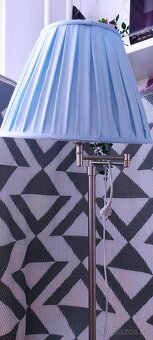 STOJACÍ LAMPA S OTOČNÝM KLOBOUKEM - 3