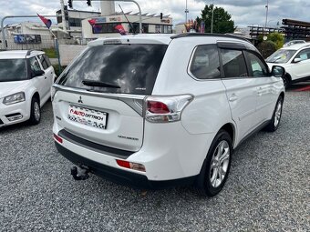 MITSUBISHI OUTLANDER 2,2Di-D 4x4 INTENSE+ 1.MAJITEL - 3