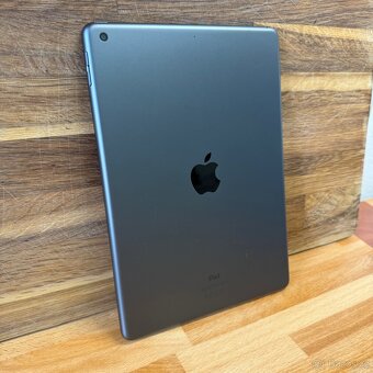 iPad 8 (2020) 32GB, baterie 100% (12 měsíců záruka) - 3