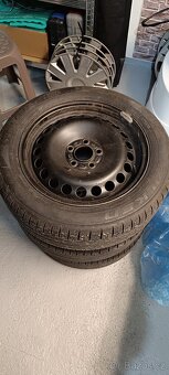 Komplet kola originál Ford 6,5Jx16 včetně poklic - 3