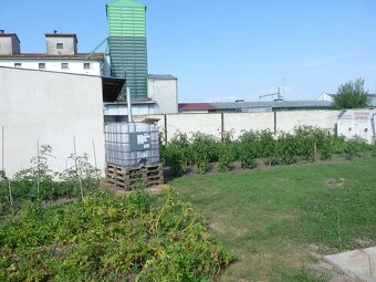 4+kk se šatnou 102,8m2 + zahrada - 3