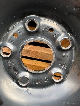 Originální kola VW Tiguan 215/65 R16 5x112❄️ - 3