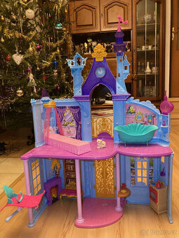 Velký hrad s příslušenstvím - 3