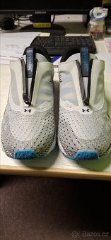 Under Armour HOVR Infinite 3 Storm UK9,5 EUR44,5 CM28,5 - 3