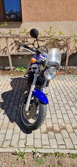 Suzuki 650SV - 3