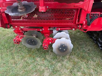 horsch pronto 4 DC - 3