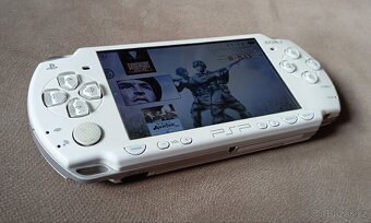 Sony PSP 2004 White - 3