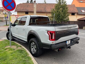 Ford F-150 Raptor - 3