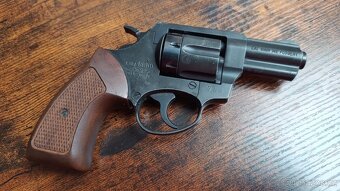 Flobert revolver KORA Brno 2.5" cal. 6mm - černý, dřevo - 3