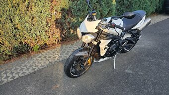 Triumph Street triple 675 R - 3