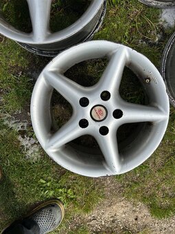 Kia Cee'd - 3