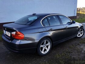 Bmw E90 325i, manuál - 3